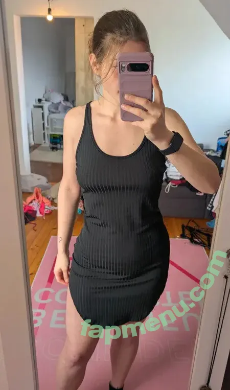 Vinted/eBay nude photo #5928 (Vinted/eBay)