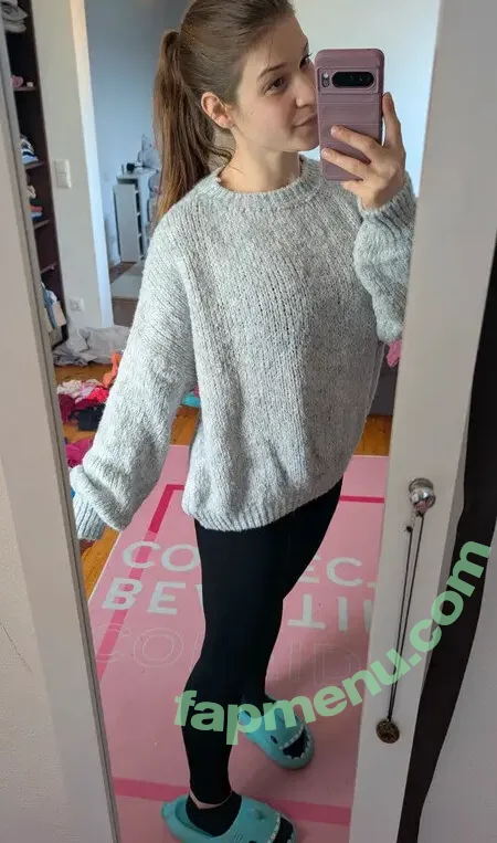 Vinted/eBay nude photo #5937 (Vinted/eBay)