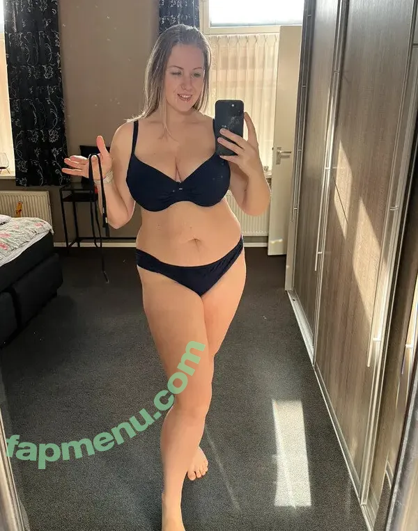 Vinted/eBay nude photo #6049 (Vinted/eBay)