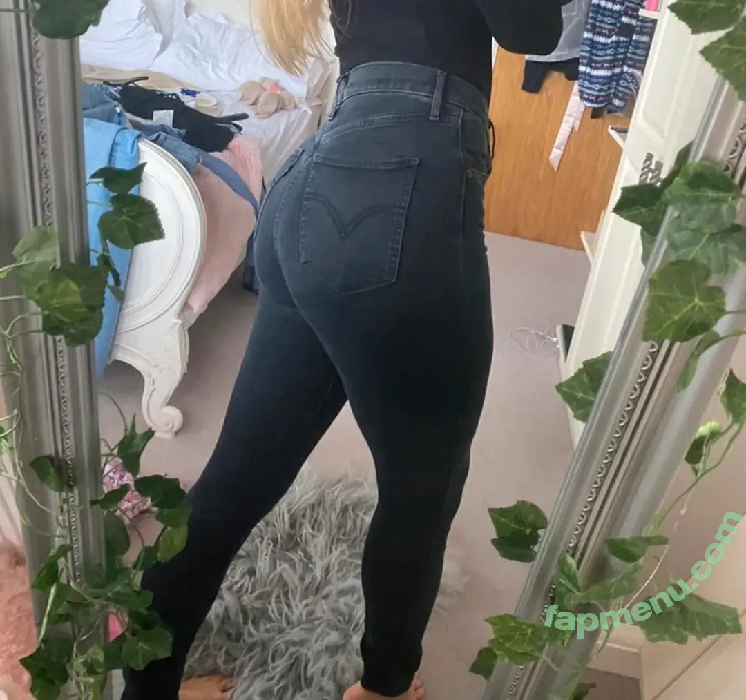 Vinted/eBay nude photo #6296 (Vinted/eBay)