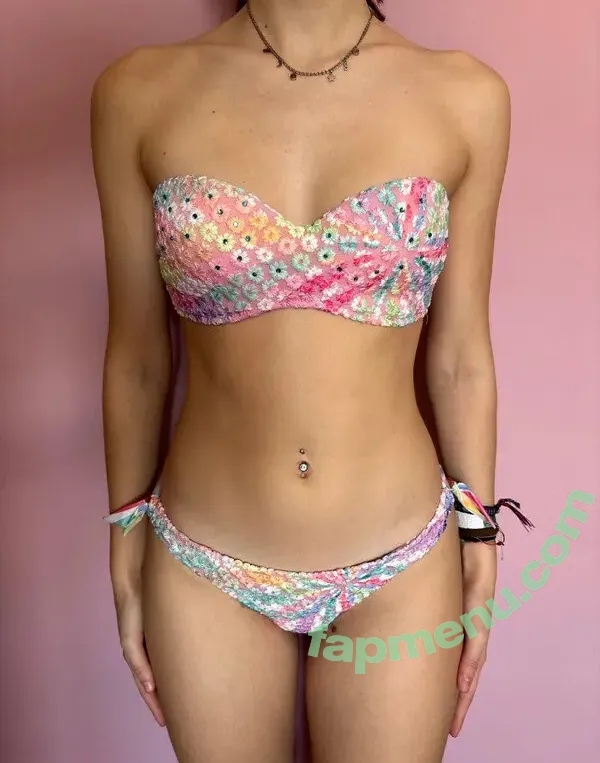 Vinted/eBay nude photo #6385 (Vinted/eBay)