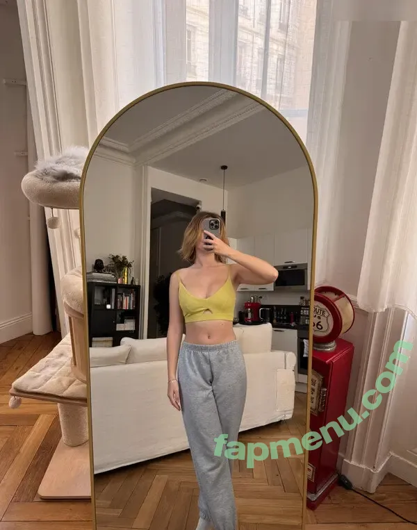 Vinted/eBay nude photo #6454 (Vinted/eBay)