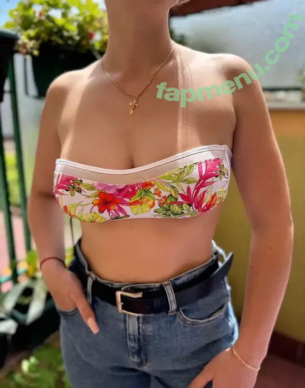 Vinted/eBay nude photo #7043 (Vinted/eBay)