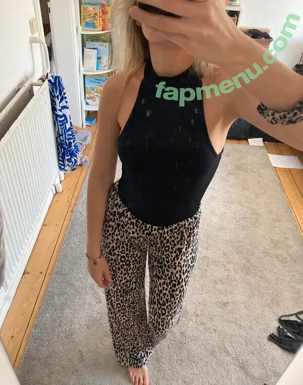 Vinted/eBay nude photo #7192 (Vinted/eBay)
