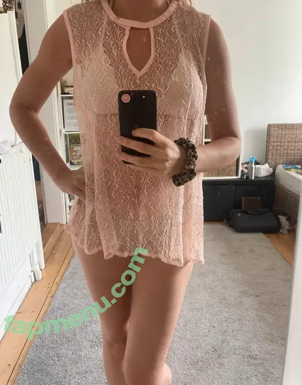 Vinted/eBay nude photo #7199 (Vinted/eBay)
