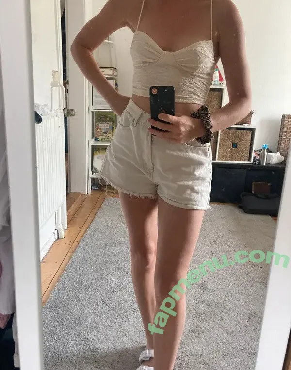 Vinted/eBay nude photo #7204 (Vinted/eBay)