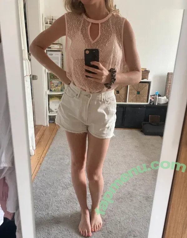 Vinted/eBay nude photo #7208 (Vinted/eBay)