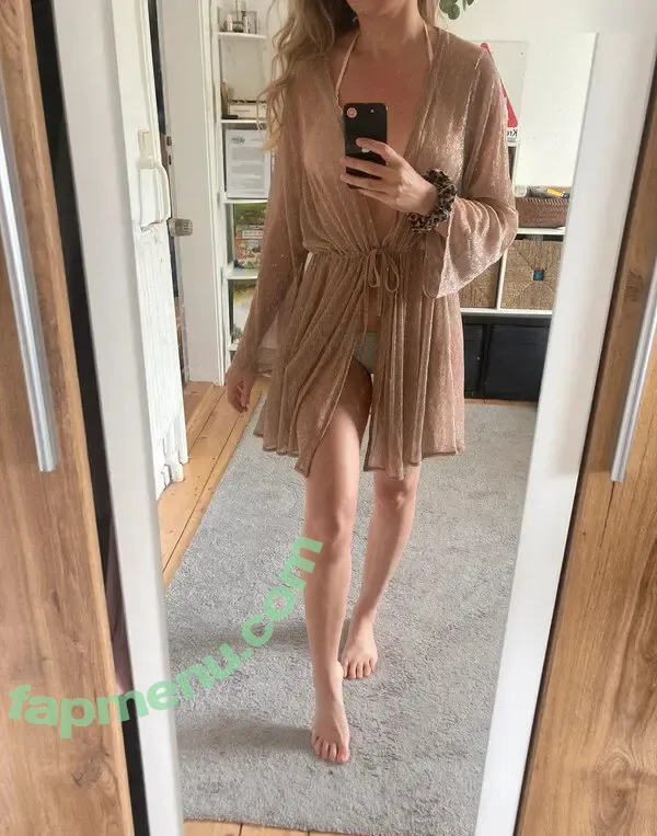 Vinted/eBay nude photo #7211 (Vinted/eBay)