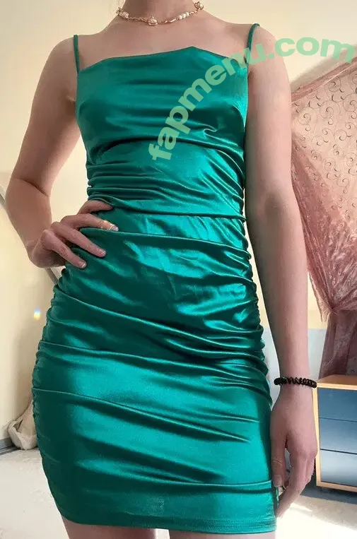 Vinted/eBay nude photo #7259 (Vinted/eBay)