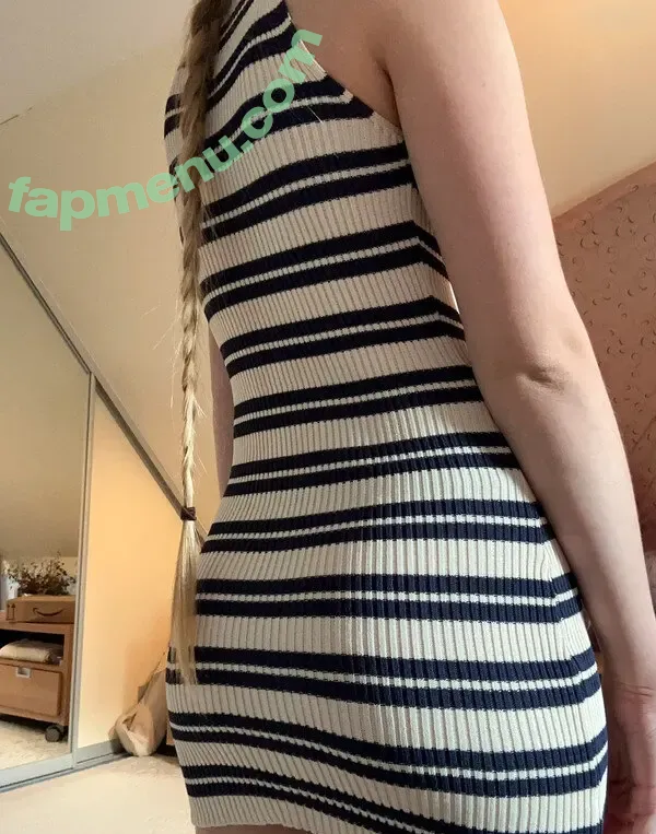 Vinted/eBay nude photo #7275 (Vinted/eBay)