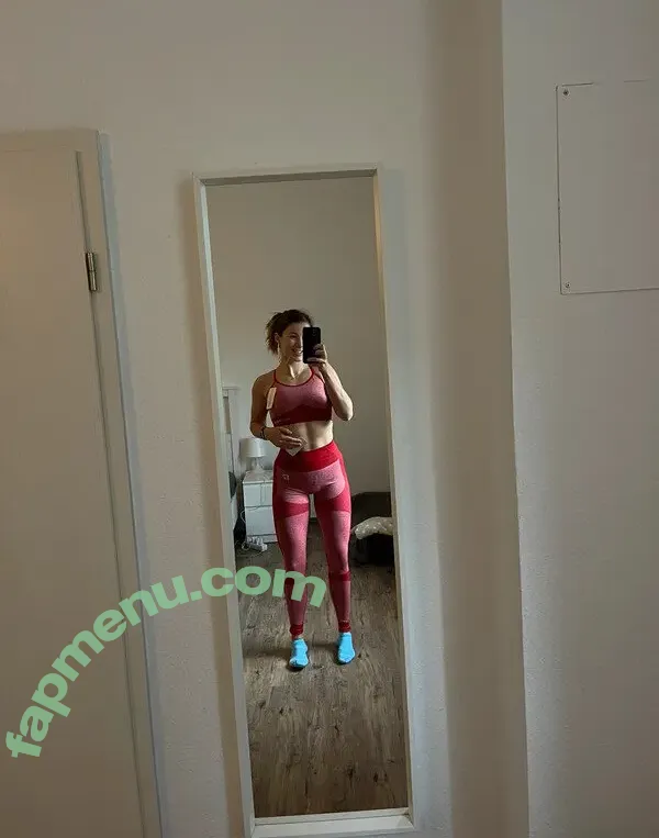 Vinted/eBay nude photo #7369 (Vinted/eBay)