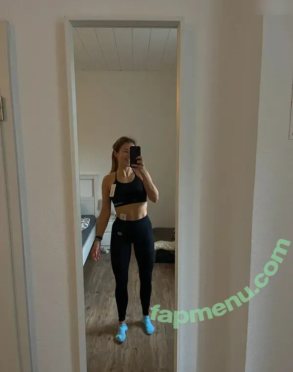Vinted/eBay nude photo #7371 (Vinted/eBay)