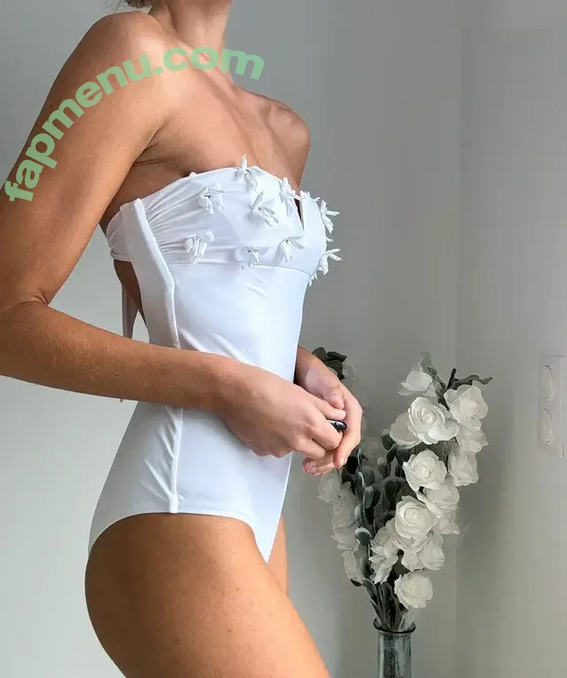 Vinted/eBay nude photo #7547 (Vinted/eBay)