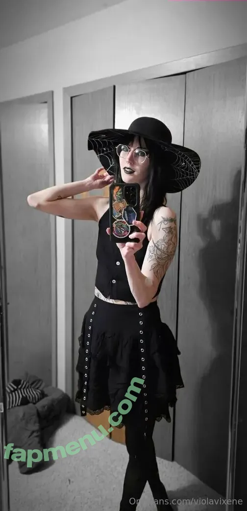 violavixene nude photo #0033 (violavixen)