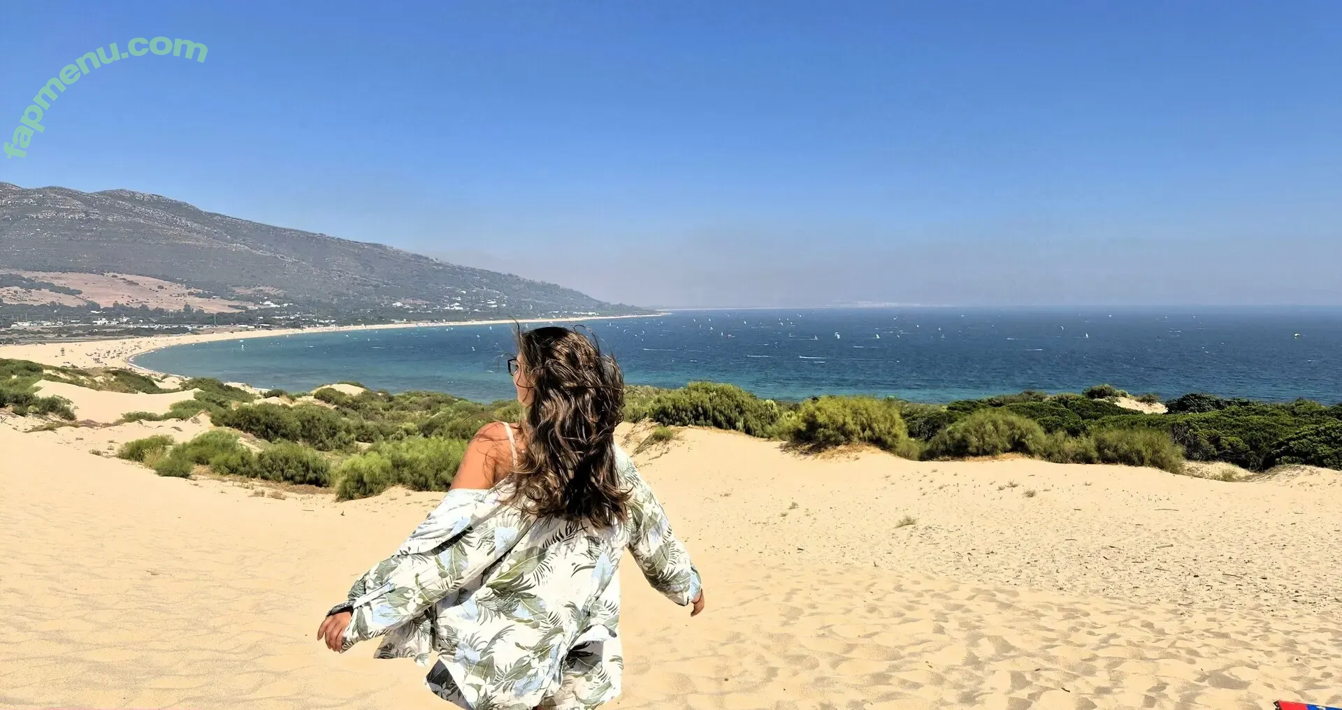 violawow nude photo #0067 (viola.war)