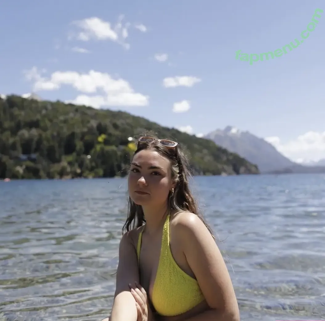 violepietrafesa nude photo #0008 (violepietrafesa)