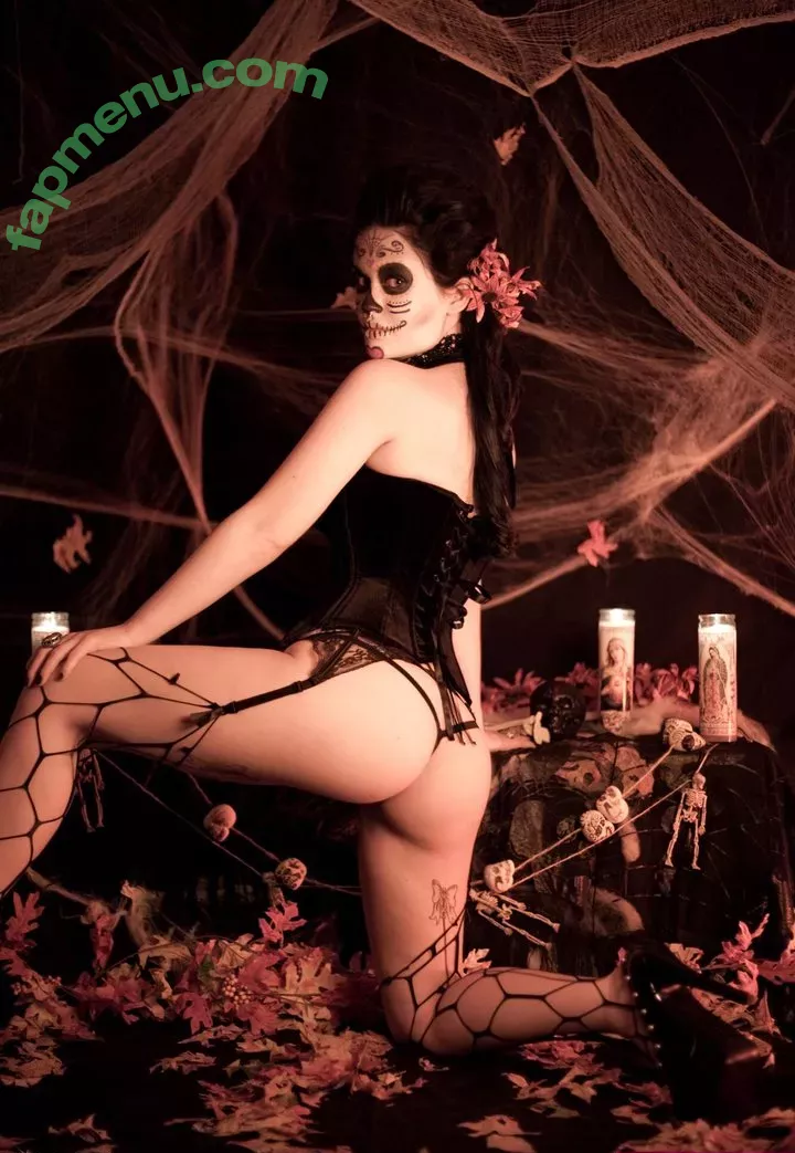 Violet Doll nude photo #0275 (monochromaticdoll / violetdoll / violetxxxdoll)