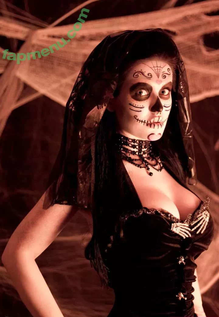 Violet Doll nude photo #0284 (monochromaticdoll / violetdoll / violetxxxdoll)