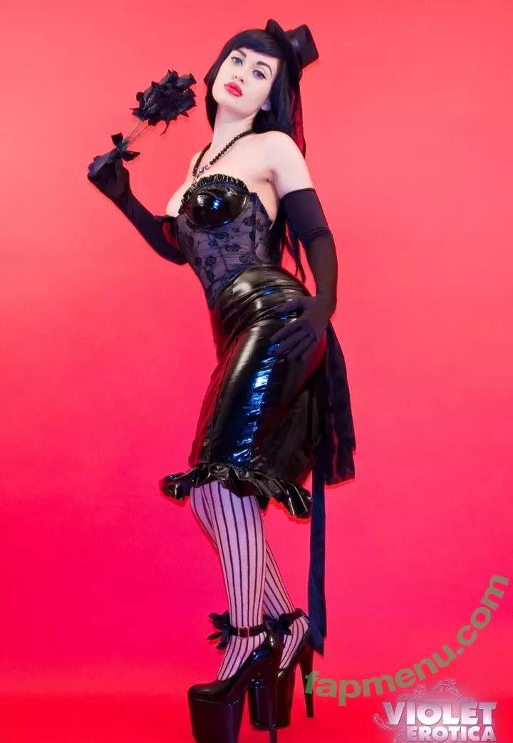 Violet Doll nude photo #0581 (monochromaticdoll / violetdoll / violetxxxdoll)