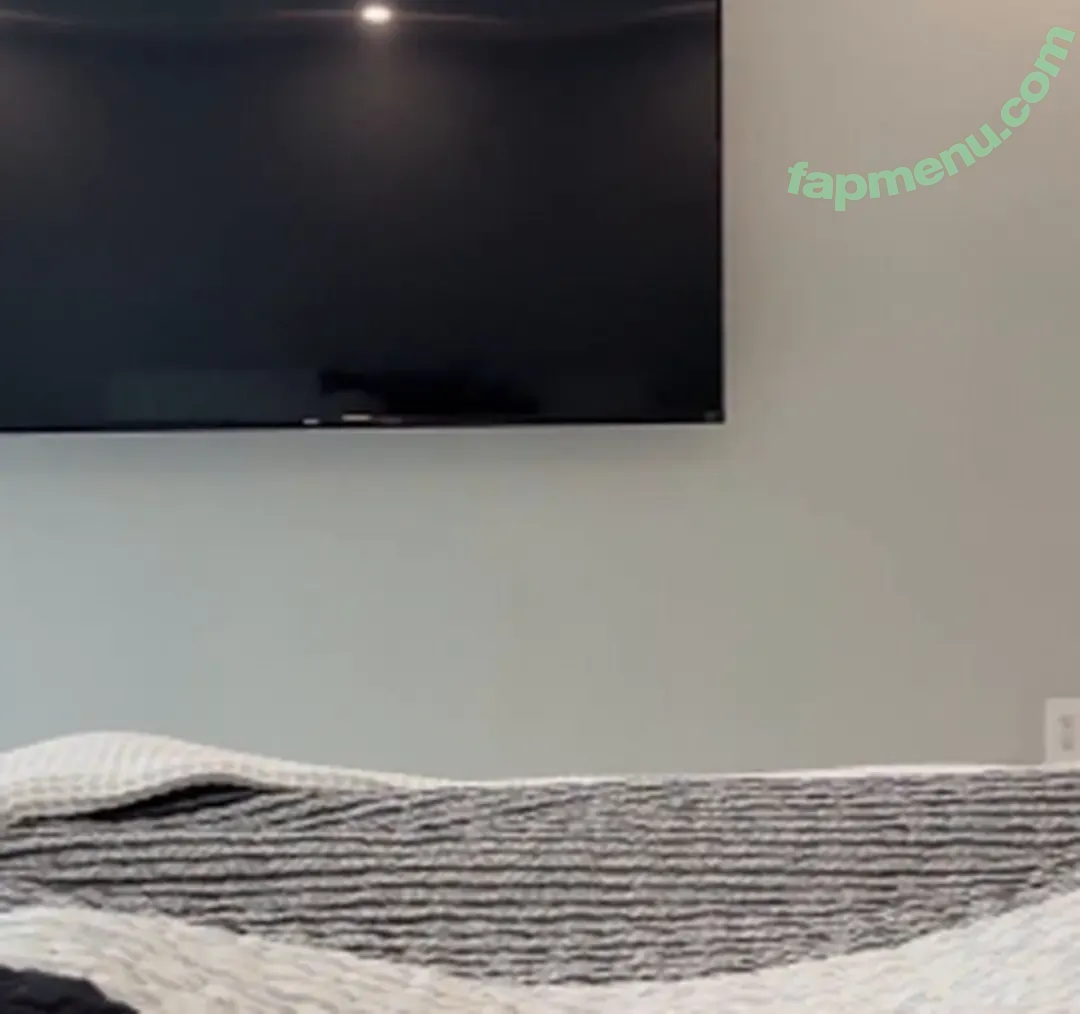 Violet Greyx nude photo #0066 (violet_greyx)