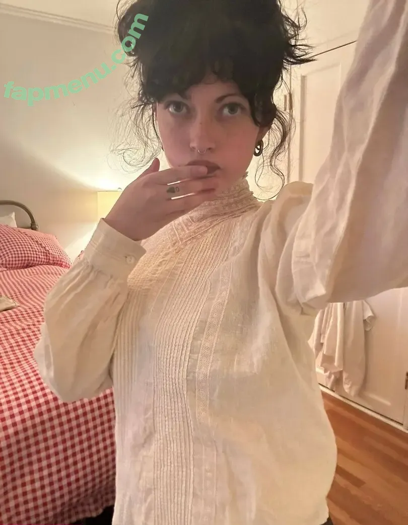 Violet Grohl nude photo #0043 (viioletgrohl)