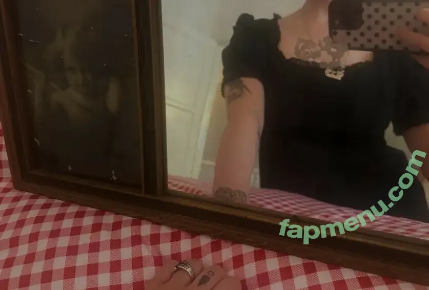 Violet Grohl nude photo #0047 (viioletgrohl)