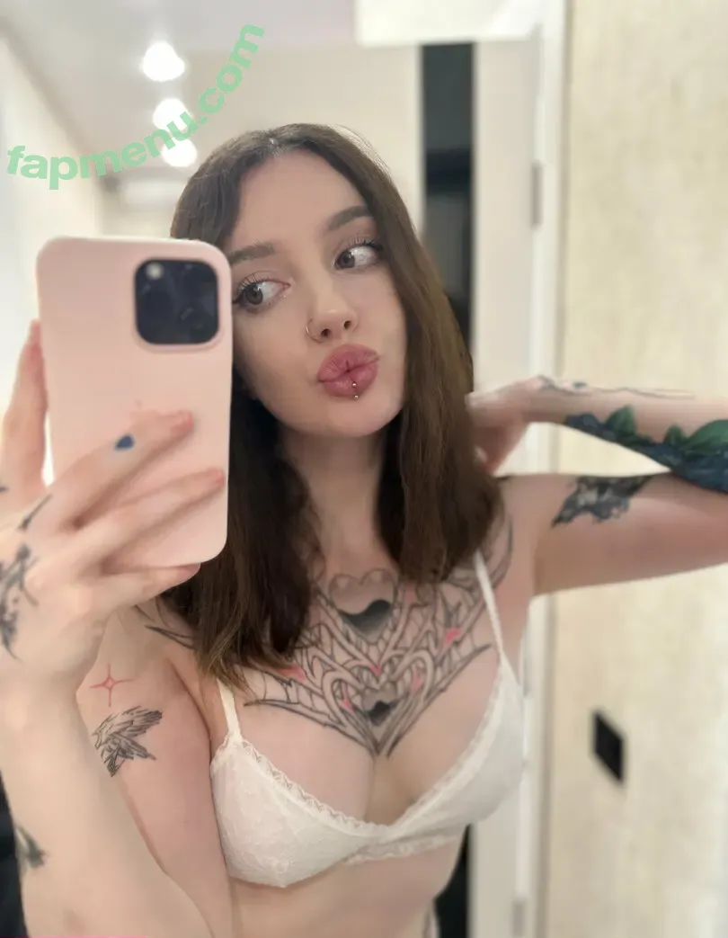 violet_lilymoon nude photo #0014 (violet_lilymoon)