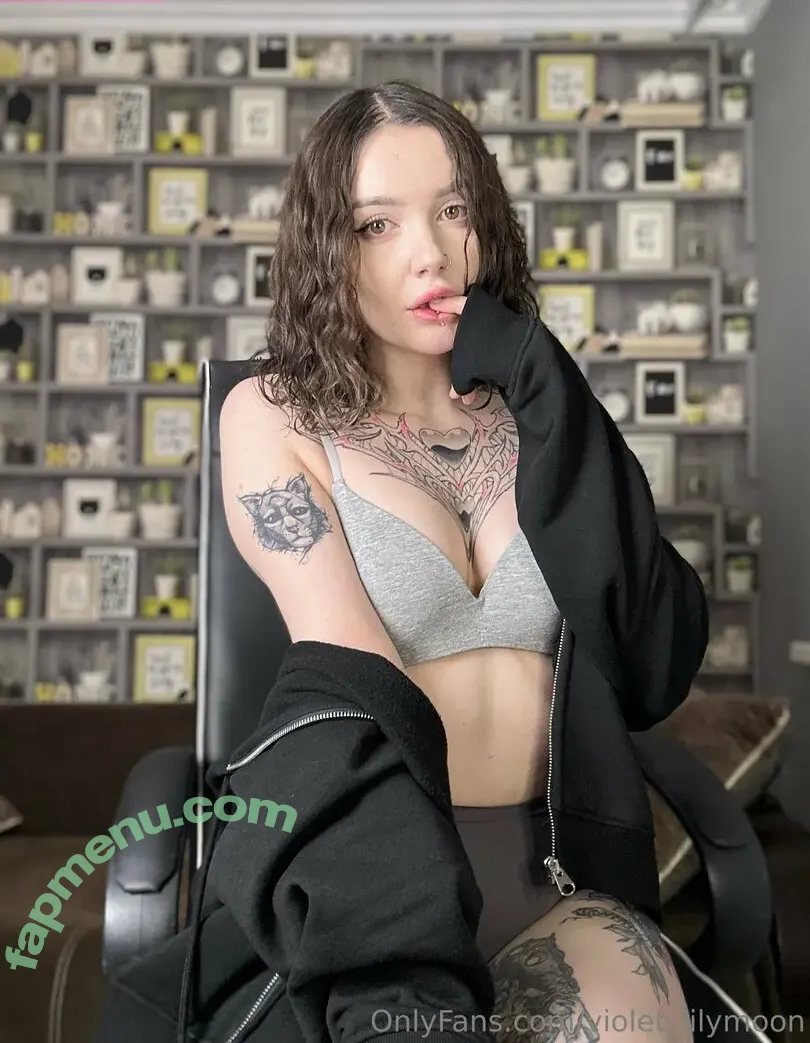 violet_lilymoon nude photo #0026 (violet_lilymoon)