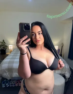 Violet Mae / violet.mae / waifuviolet nude photo #0015