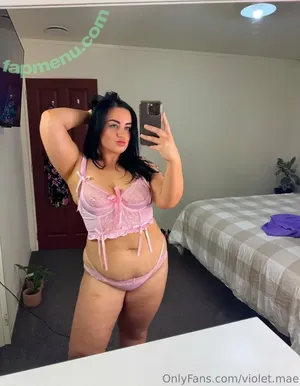 Violet Mae / violet.mae / waifuviolet nude photo #0017