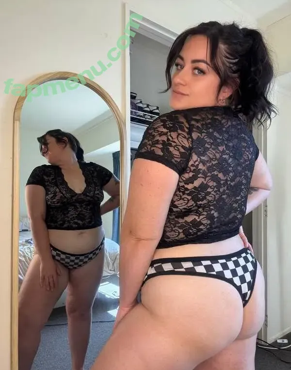 Violet Mae nude photo #0065 (violet.mae / waifuviolet)