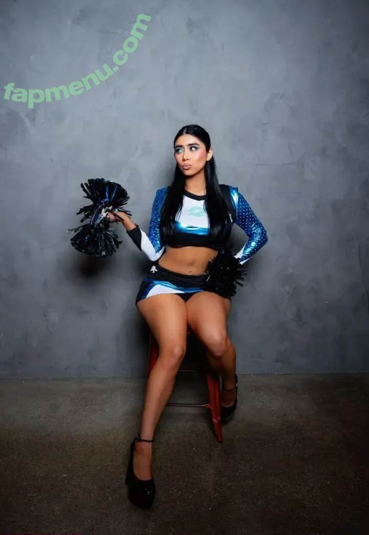 Violet Myers nude photo #0119 (Suki sin / violetmyers / violetsaucy / waifuviolet)