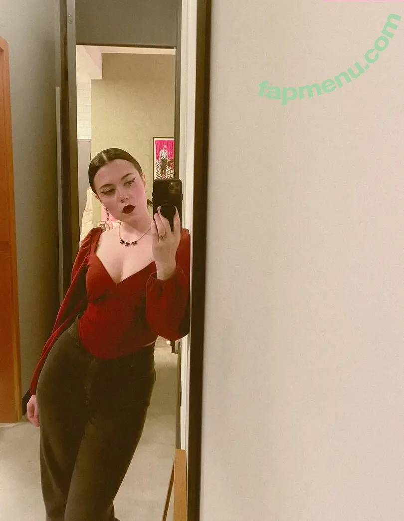 Violet Orlandi nude photo #0195 (tinyshysiren / violet_orlandi)