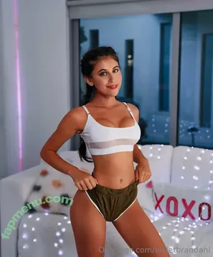 Violet Summers / violets.tv / violetsummers.vip nude photo #0001