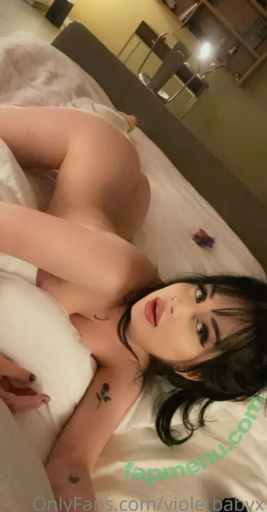 Violetbabyx nude photo #0124 (Hornyunicornn / Vibabyx)