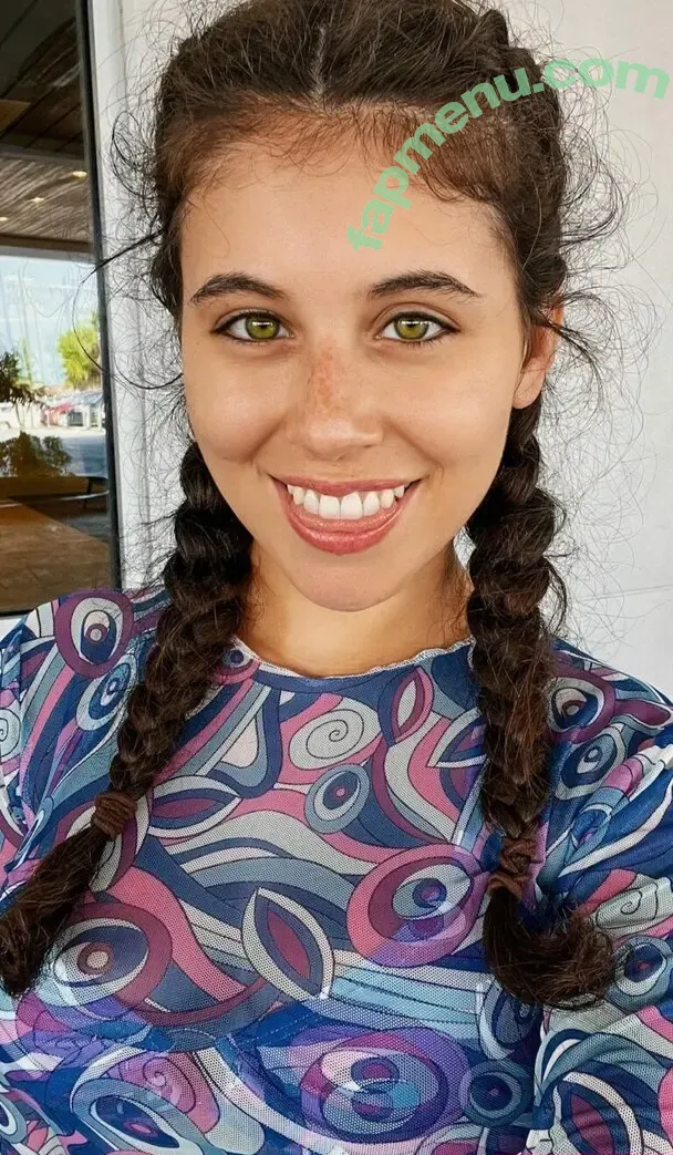 Violetbrandan nude photo #0003 (Violetbrandan)