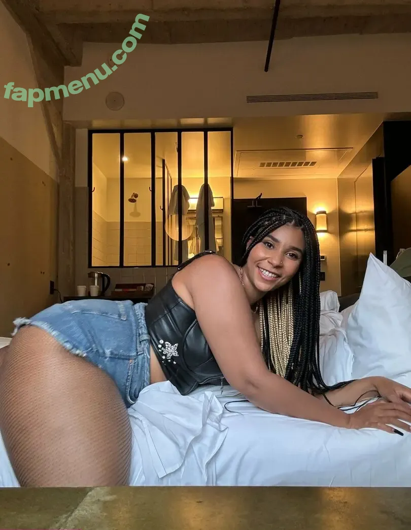 violetfire nude photo #0200 (violet_fire_)