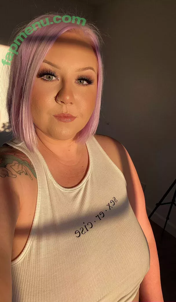 violetmae48 nude photo #0019 (violet_mae48)