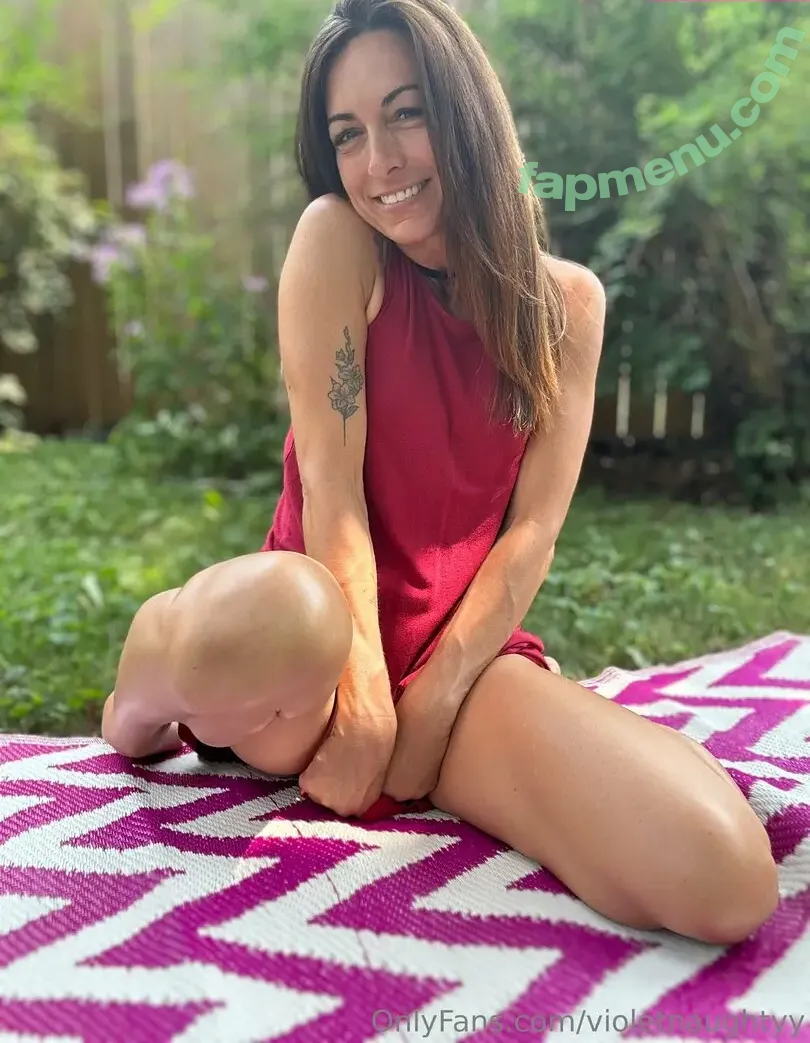 violetnaughtyy nude photo #0095 (violetnaughtyy)