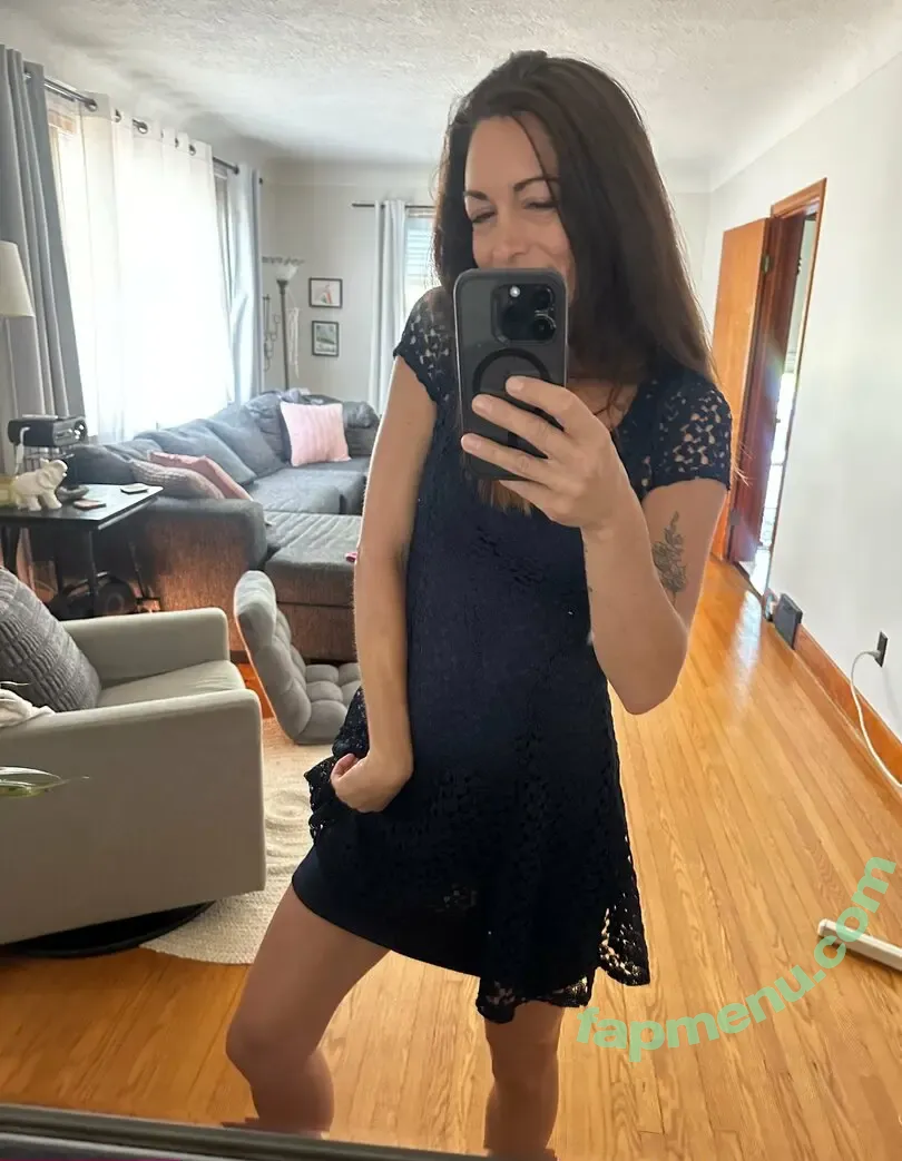 violetnaughtyy nude photo #0117 (violetnaughtyy)