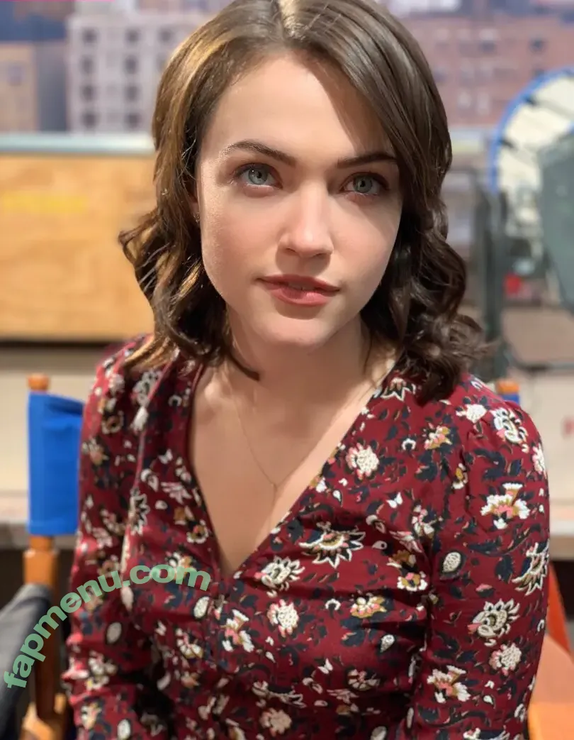 Violett Beane nude photo #0108 (violettbeane)