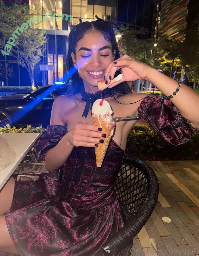 vioti nude photo #0101 (vioti_foods)