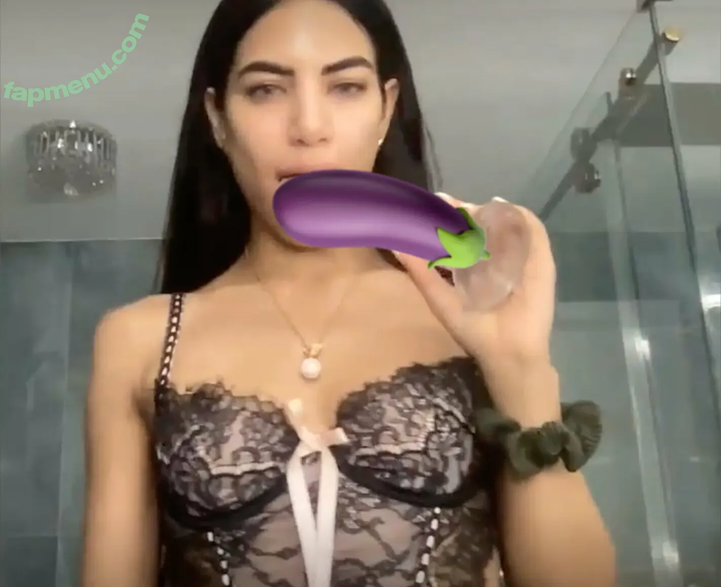 vioti nude photo #0111 (vioti_foods)