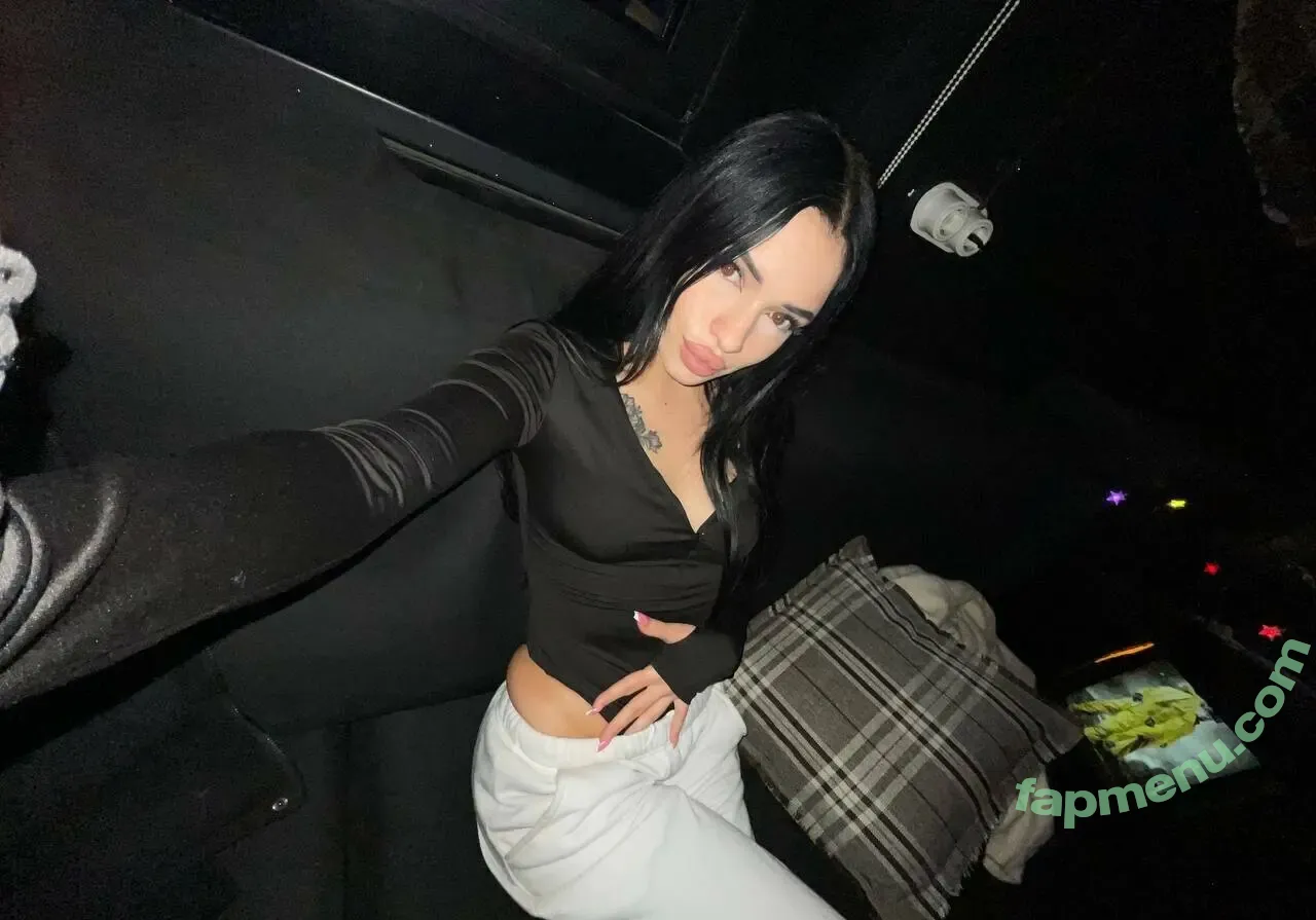 vip.leya nude photo #0019 (vip.leya)