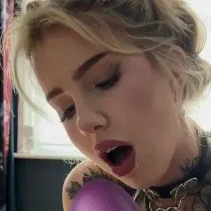 Vipaige nude photo #0002