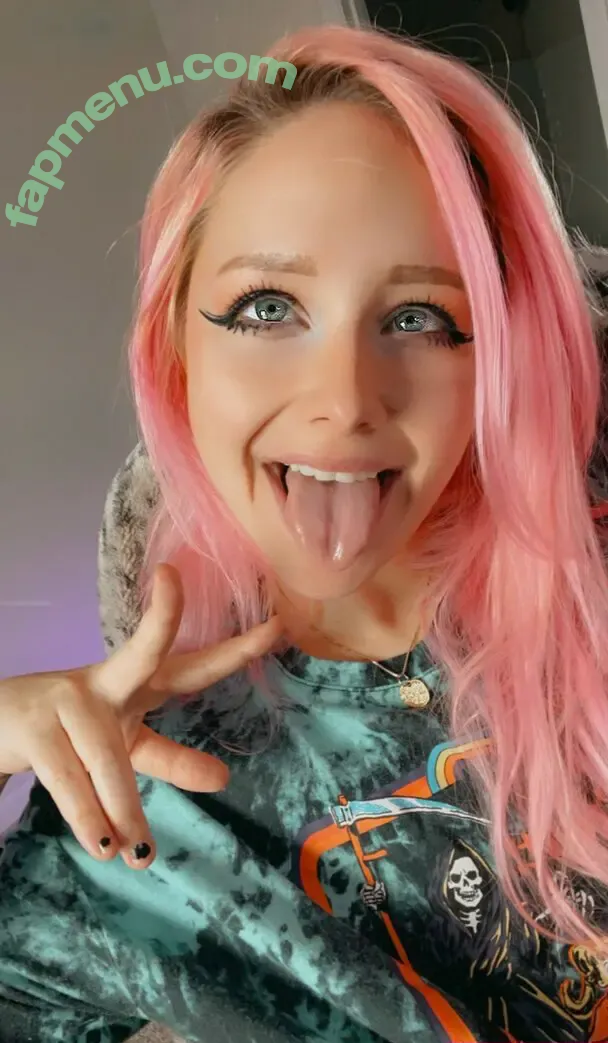 VIPeachy nude photo #0027 (vipeach_official / vipeachy_)