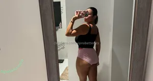 Vipnobettertits nude photo #0008