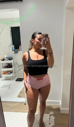Vipnobettertits nude photo #0012