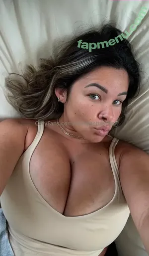 Vipnobettertits nude photo #0014