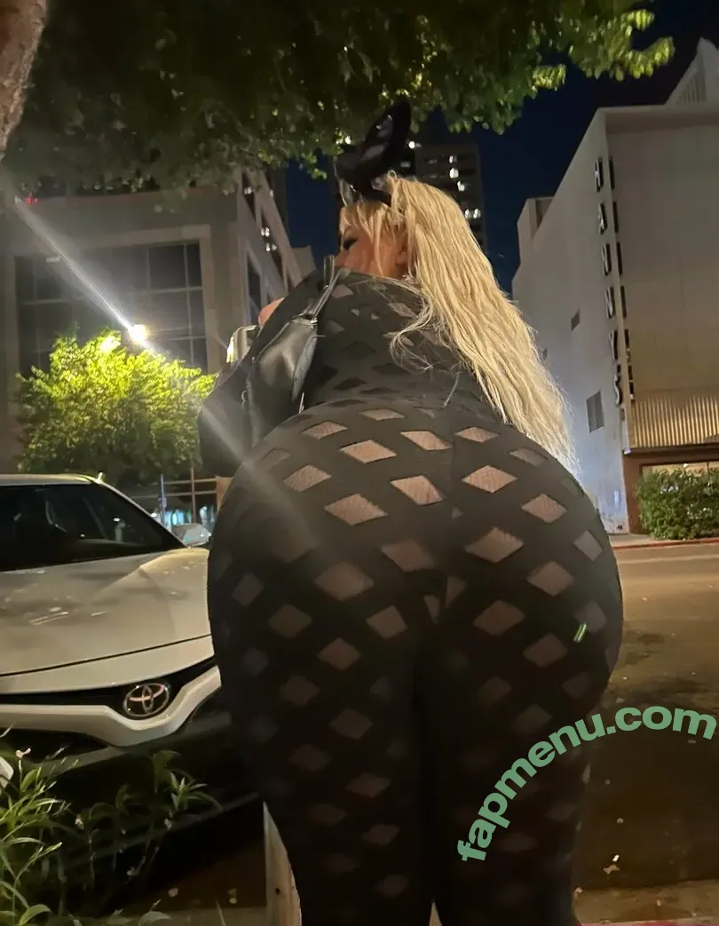 vipvixenn nude photo #0036 (vipvixenn)